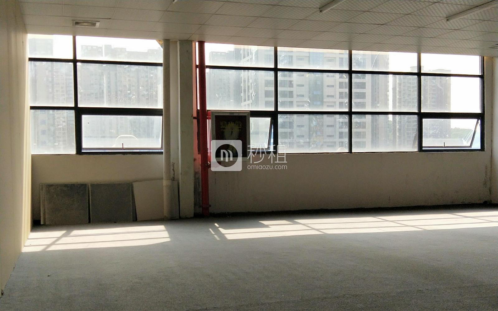 合欢商业中心写字楼出租240平米毛坯办公室45元/m².月