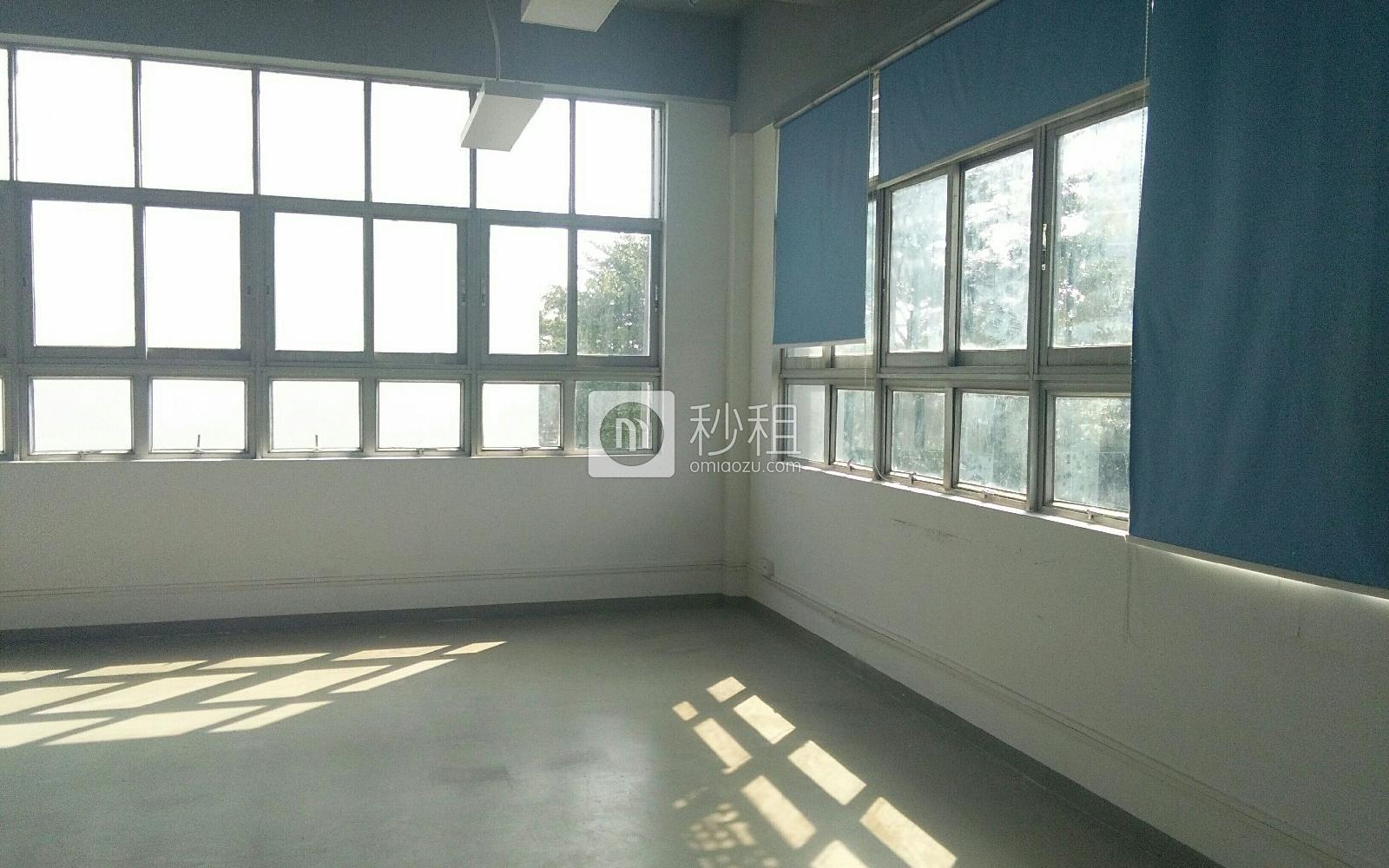 明禧产业园写字楼出租112平米精装办公室45元/m².月