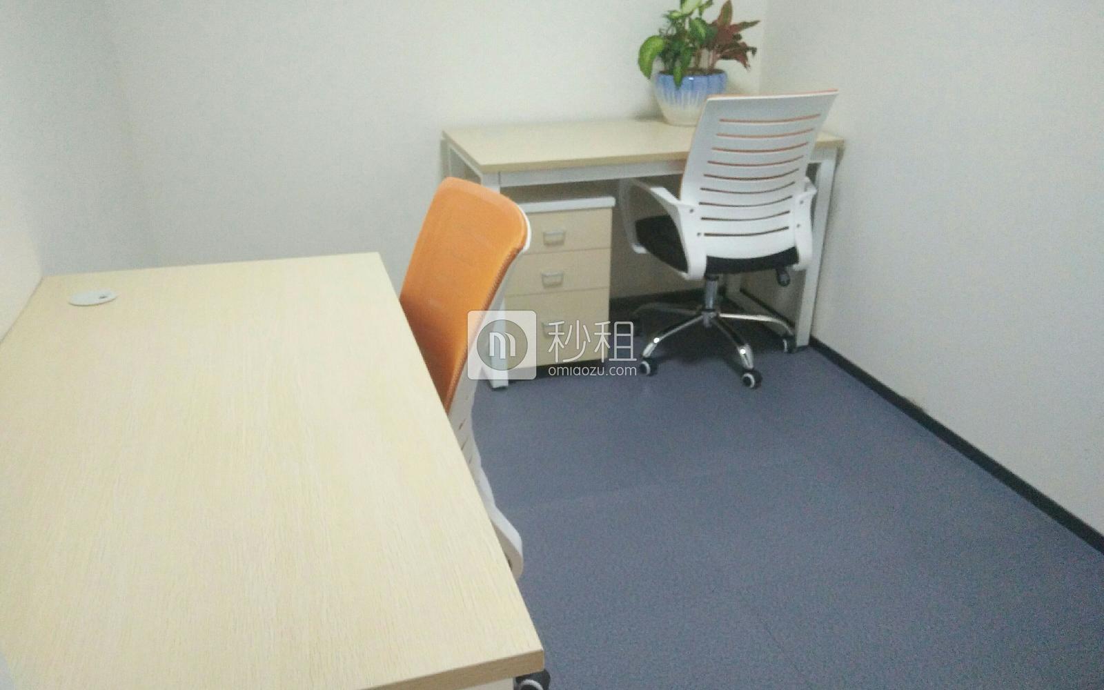 富通城-途哥沃客创业社区写字楼出租24平米精装办公室3000元/月