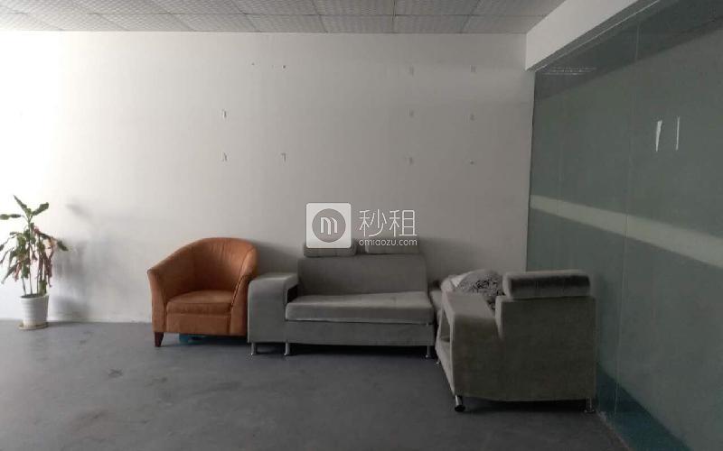 左丞相创业基地写字楼出租90平米精装办公室30元/m².月
