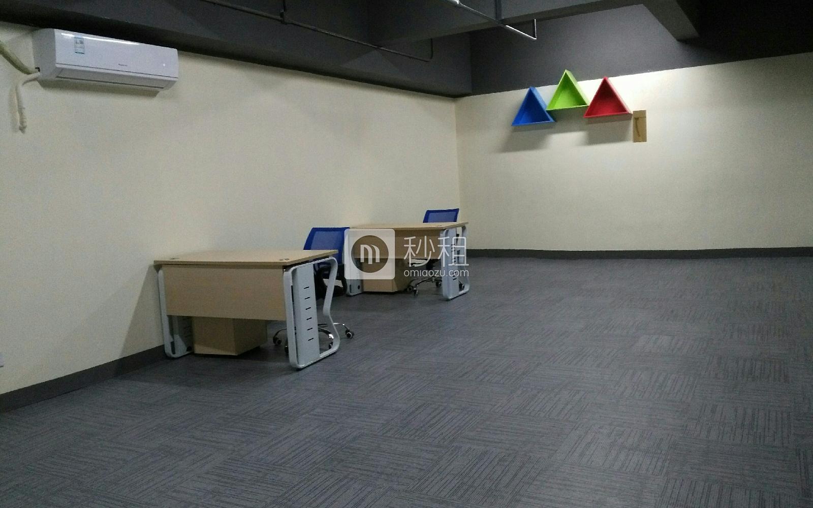 甲岸科技园写字楼出租25平米简装办公室70元/m².月