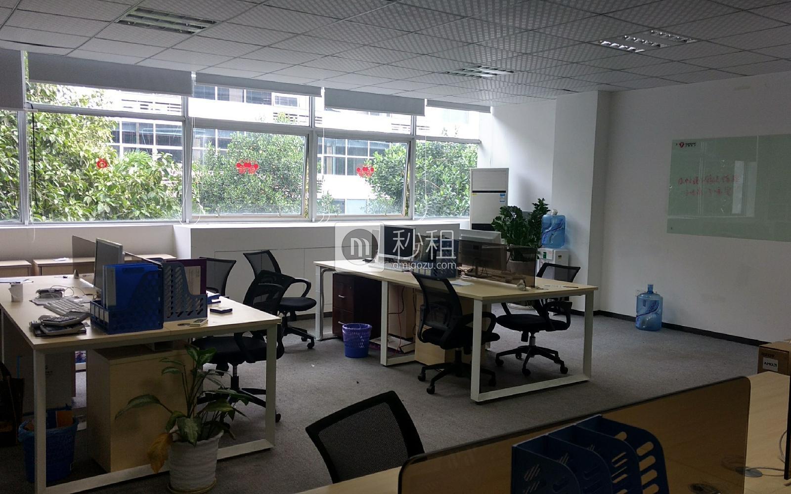 南山软件园写字楼出租158平米简装办公室118元/m².月
