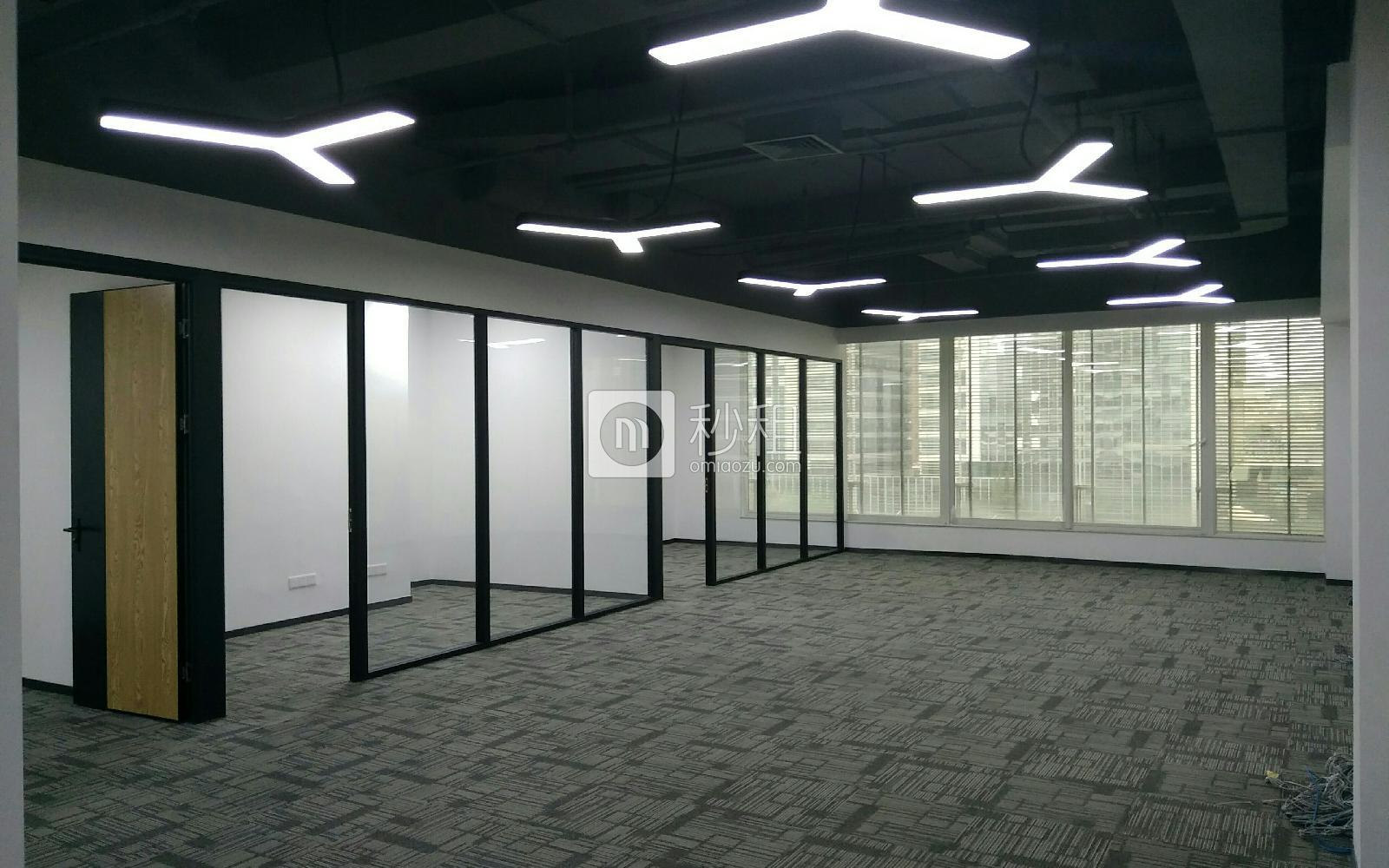 TCL大厦写字楼出租249平米精装办公室125元/m².月