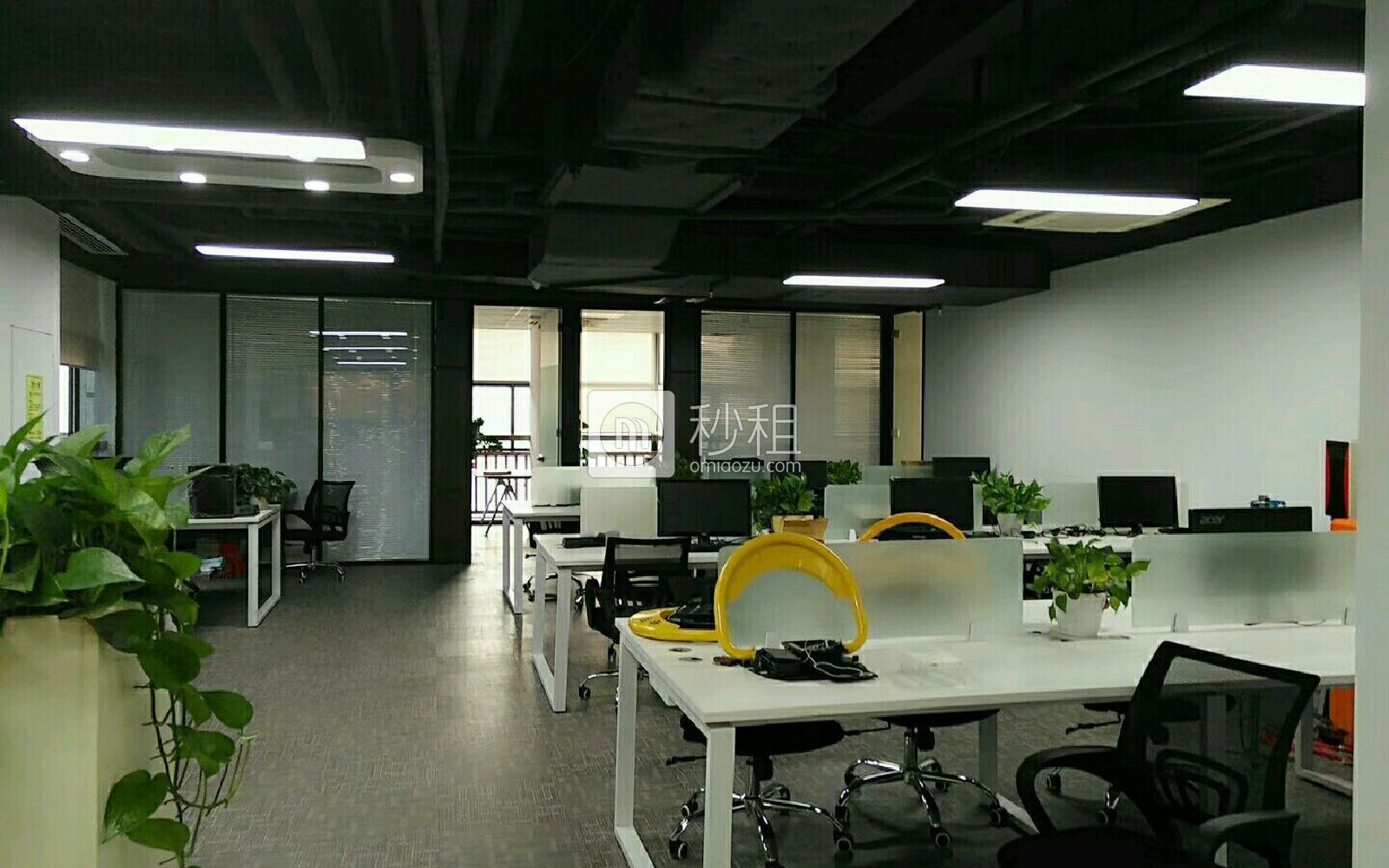南京大学产学研基地写字楼出租325平米精装办公室115元/m².月