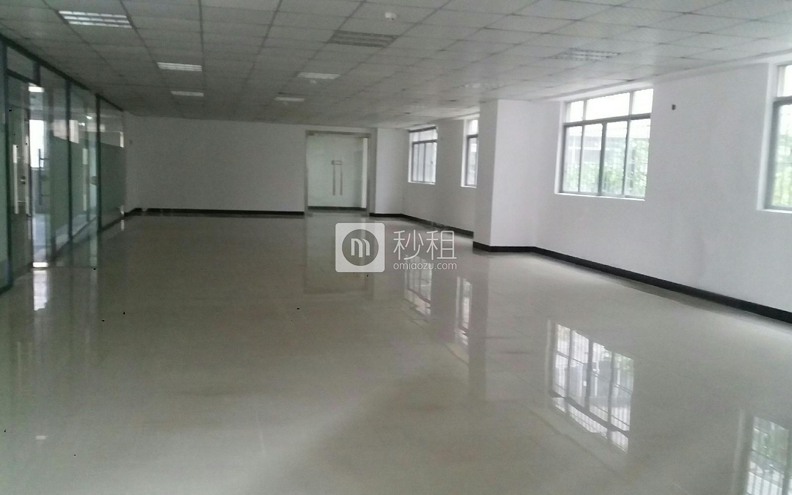 智汇创新中心写字楼出租192平米精装办公室53元/m².月