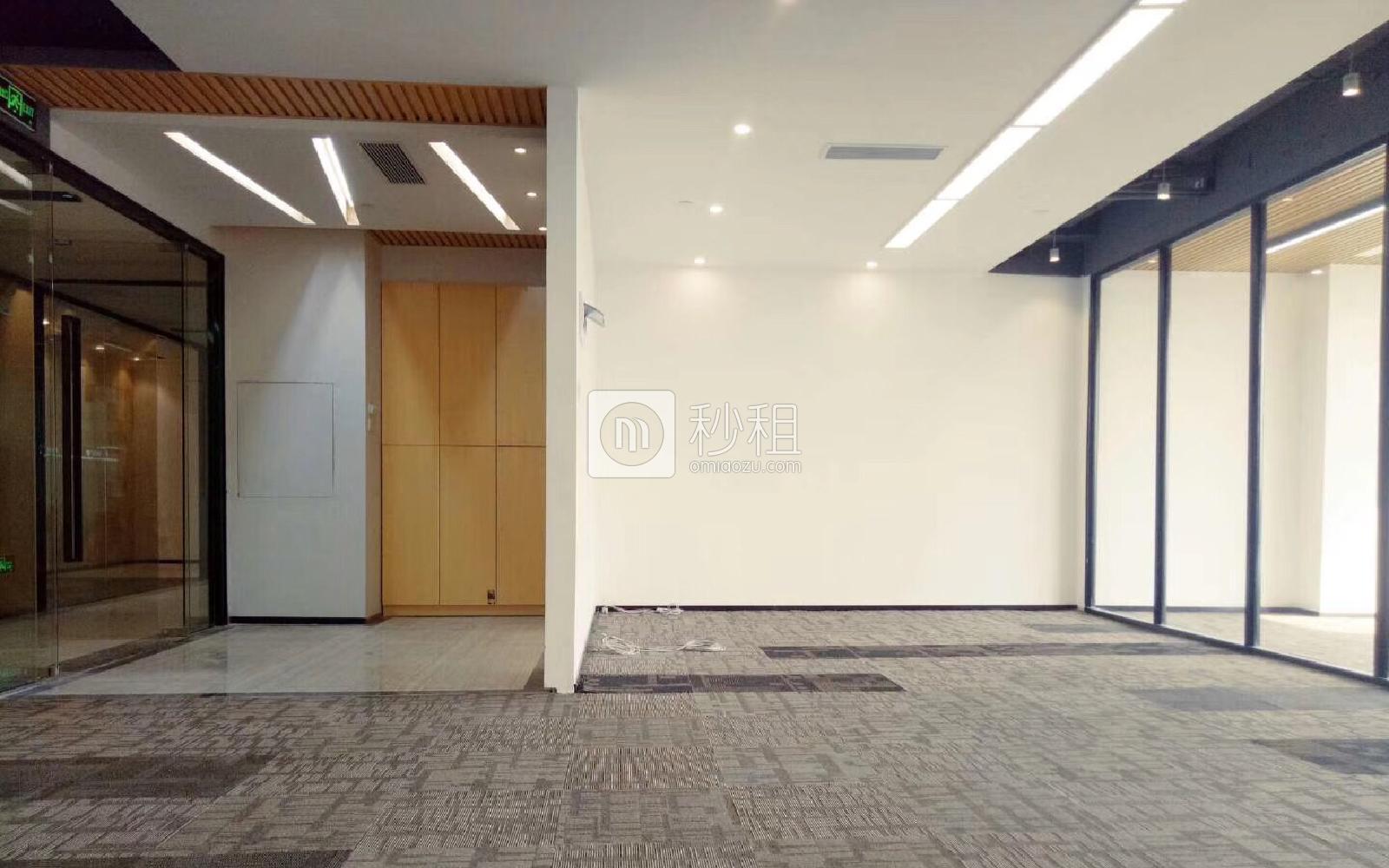 同泰时代中心写字楼出租179平米精装办公室78元/m².月