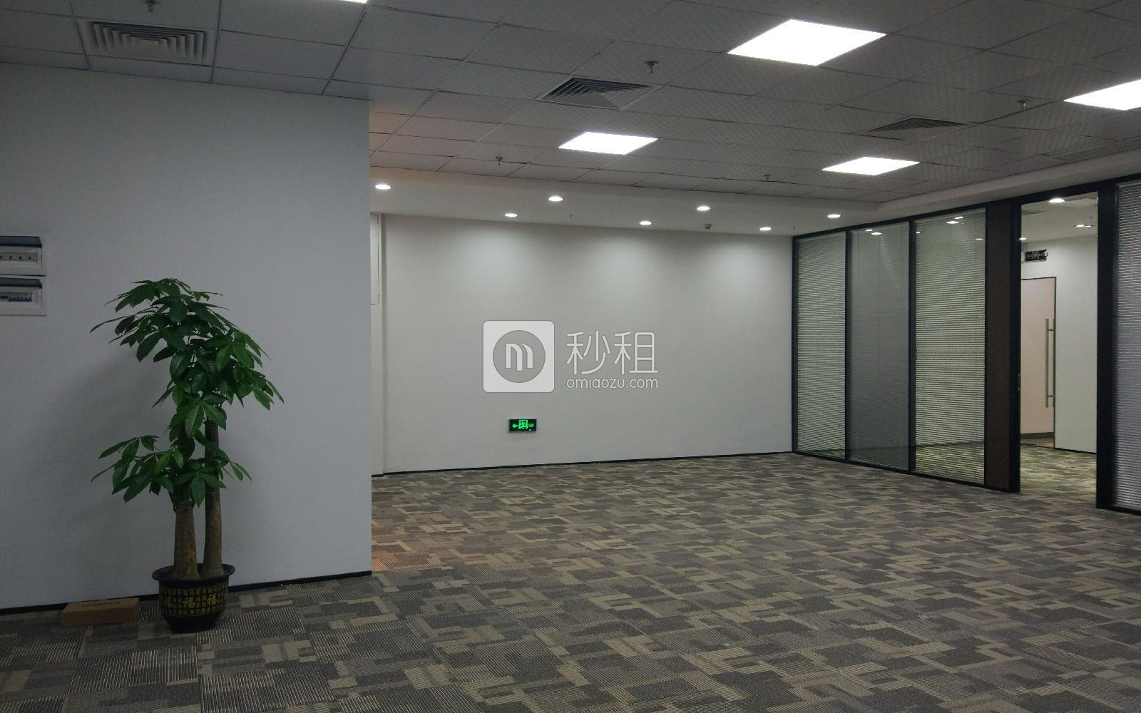 深圳北理工创新大厦写字楼出租286平米精装办公室125元/m².月