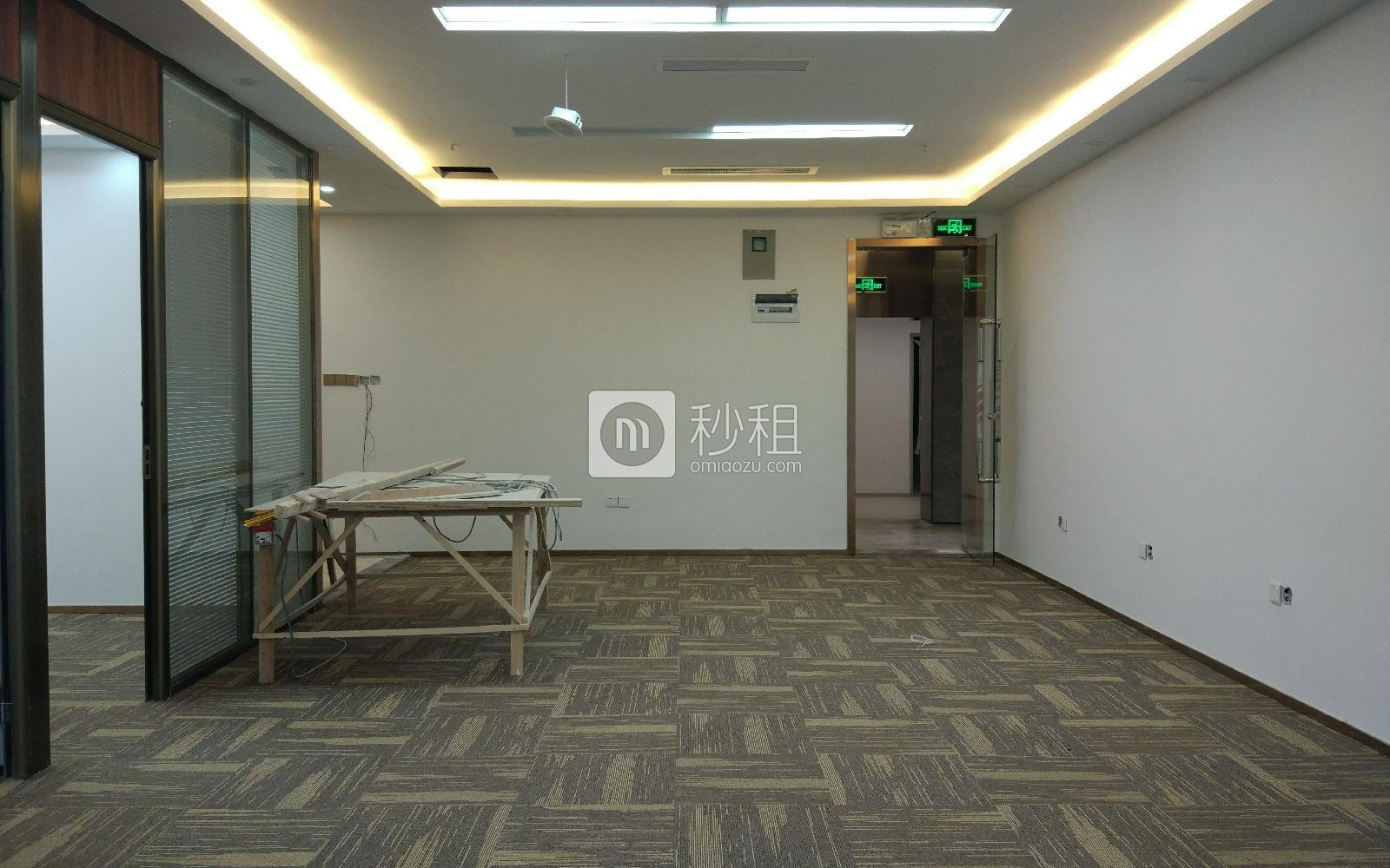 方大城写字楼出租156平米精装办公室155元/m².月