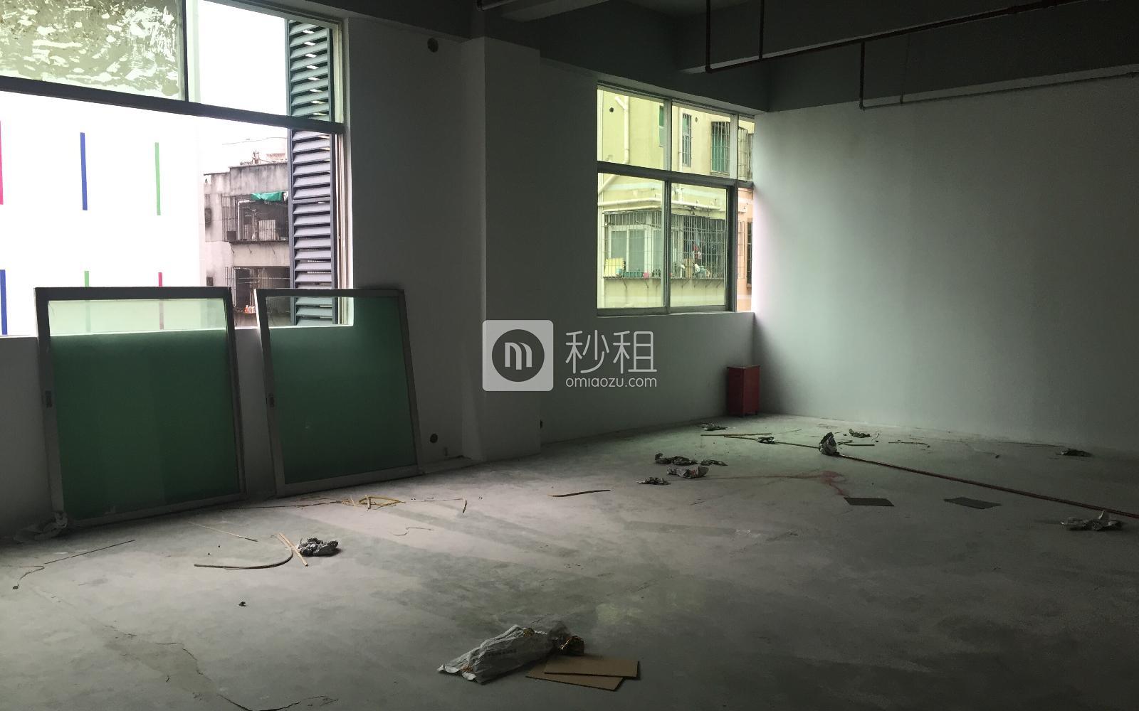 启龙中心写字楼出租158平米毛坯办公室65元/m².月