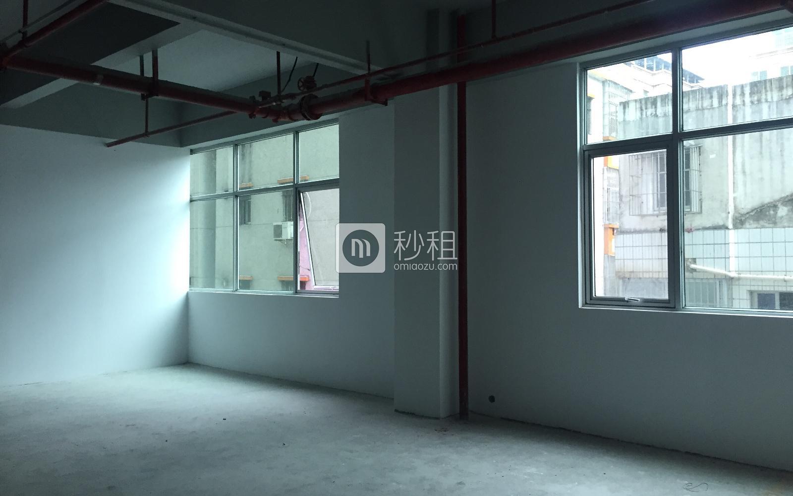 启龙中心写字楼出租158平米毛坯办公室65元/m².月