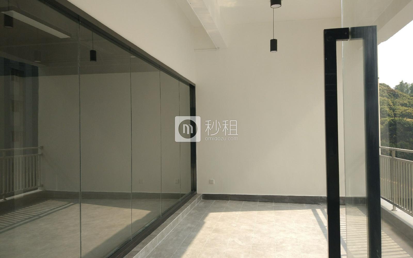 明亮科技园写字楼出租545平米精装办公室75元/m².月