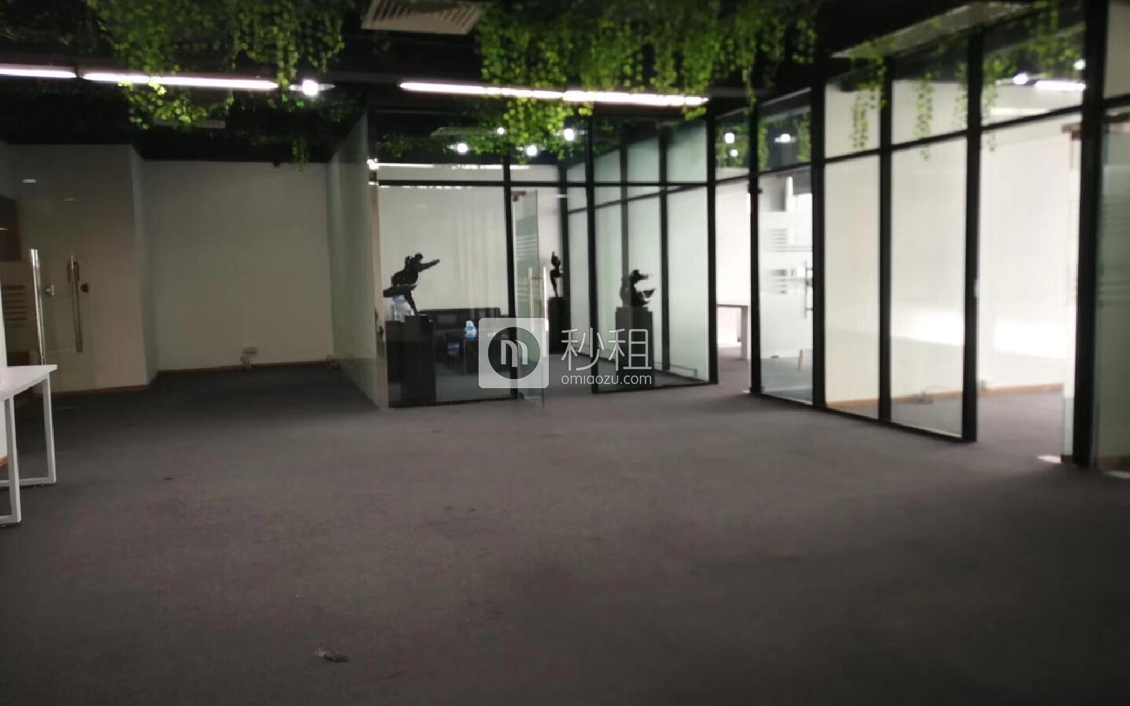 恒裕中心写字楼出租238平米精装办公室120元/m².月