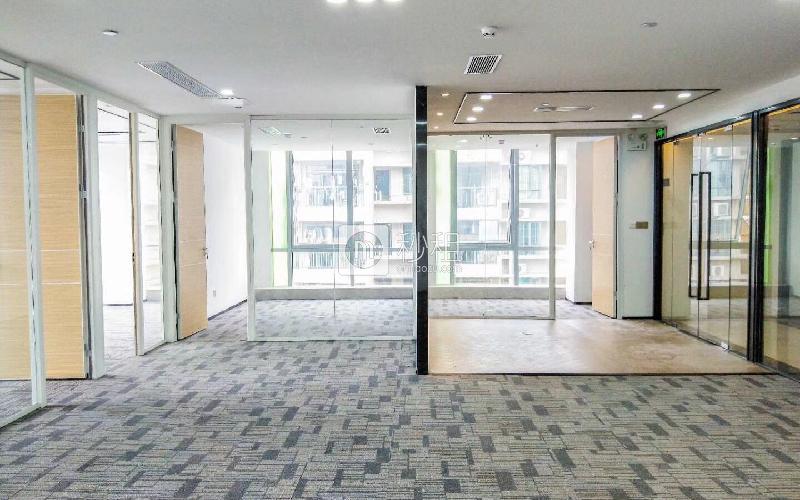 同泰時代中心寫字樓出租255平米精裝辦公室55元/m2.月