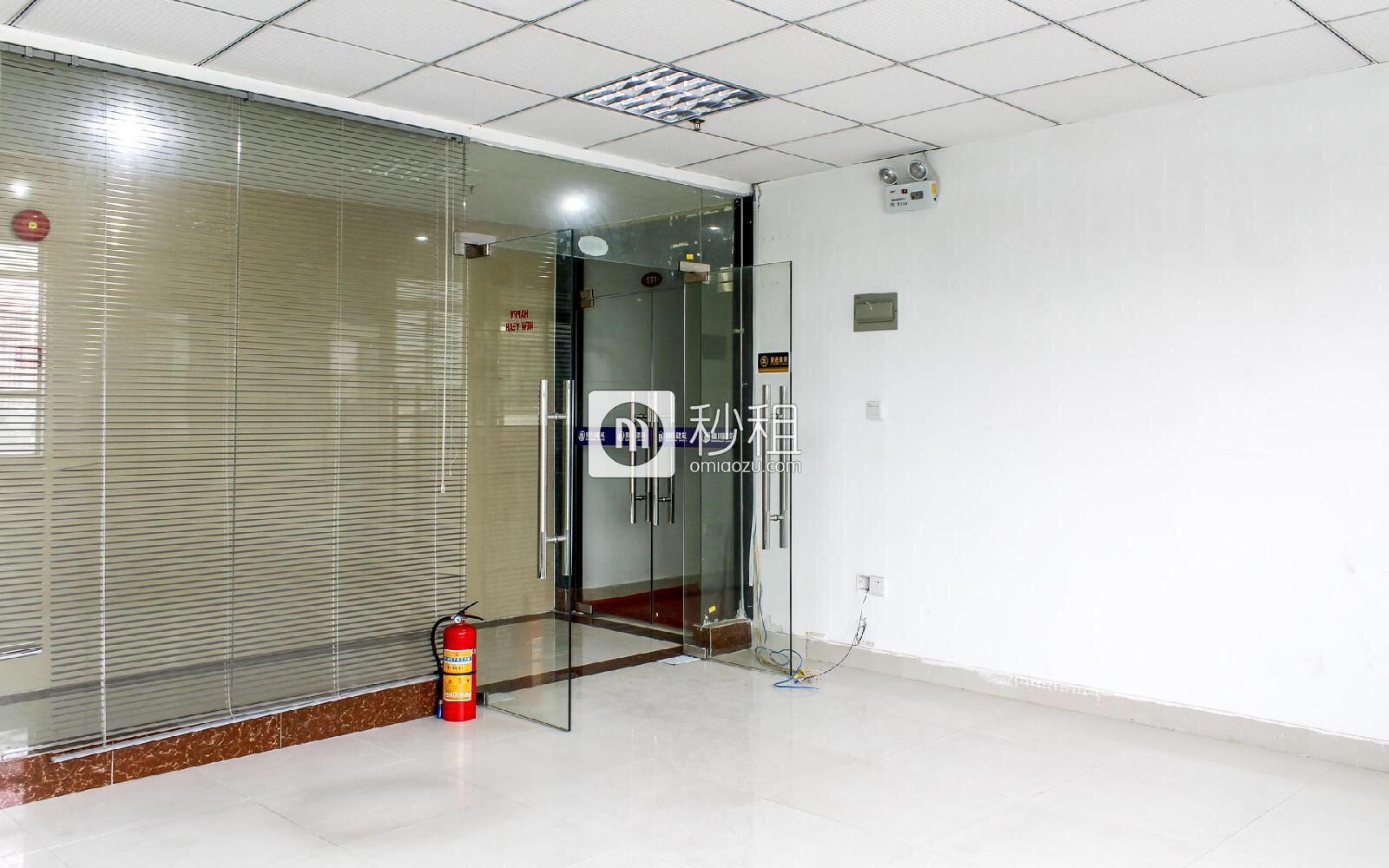 鸿华中心写字楼出租69平米精装办公室70元/m².月