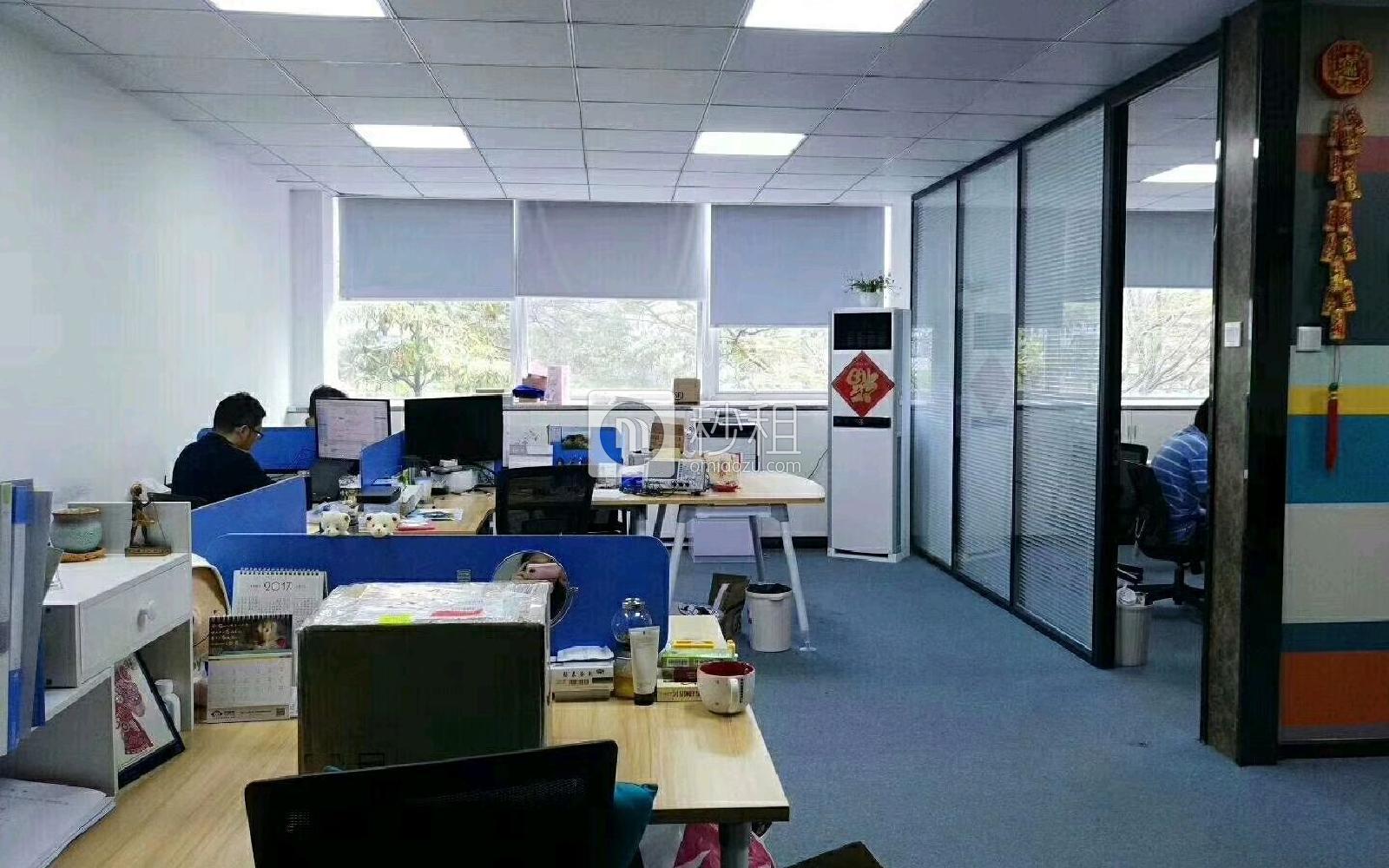 南山软件园写字楼出租184平米豪装办公室125元/m².月