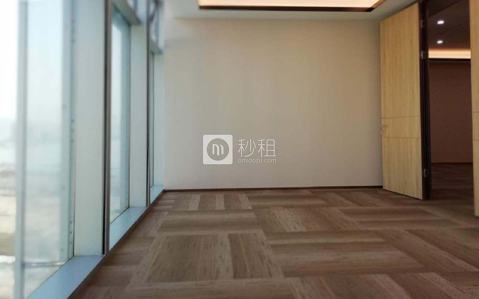 前海卓越宝中时代广场写字楼出租146平米豪装办公室165元/m².月