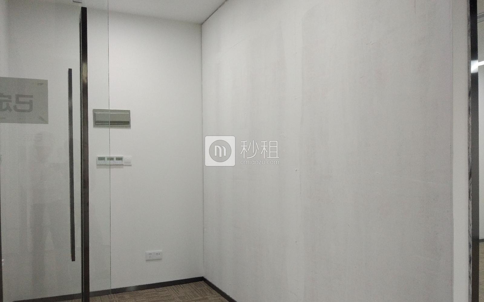 宏益嘉瑞大厦写字楼出租105平米豪装办公室75元/m².月