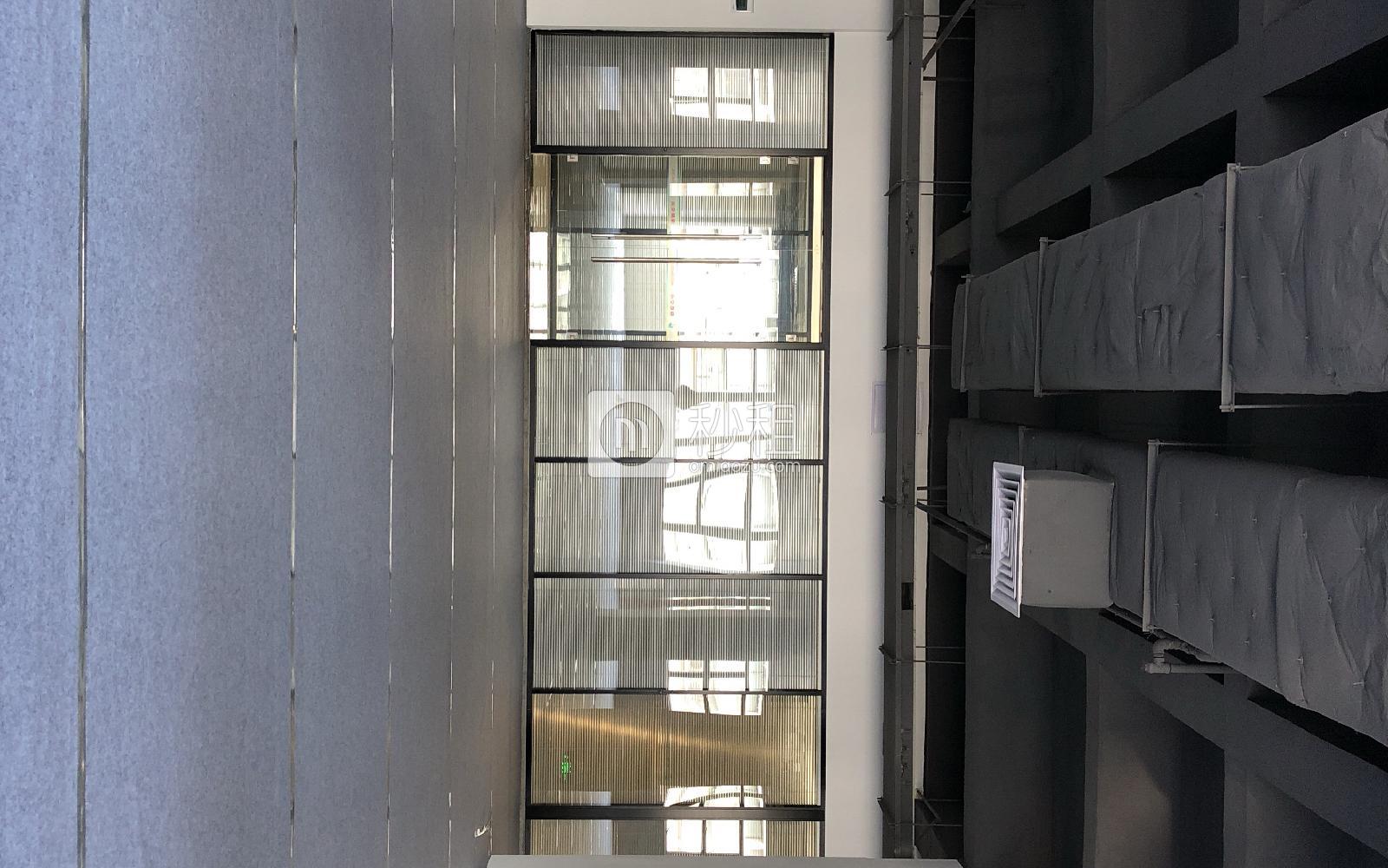蛇口网谷-科技大厦写字楼出租183平米毛坯办公室110元/m².月