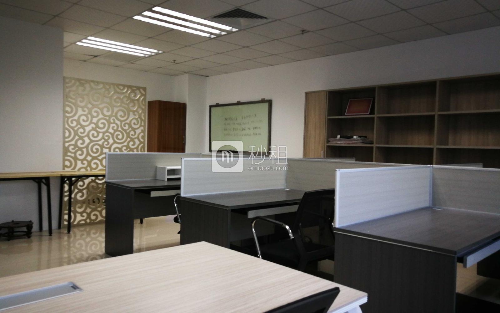 兰光科技园写字楼出租138平米简装办公室90元/m².月