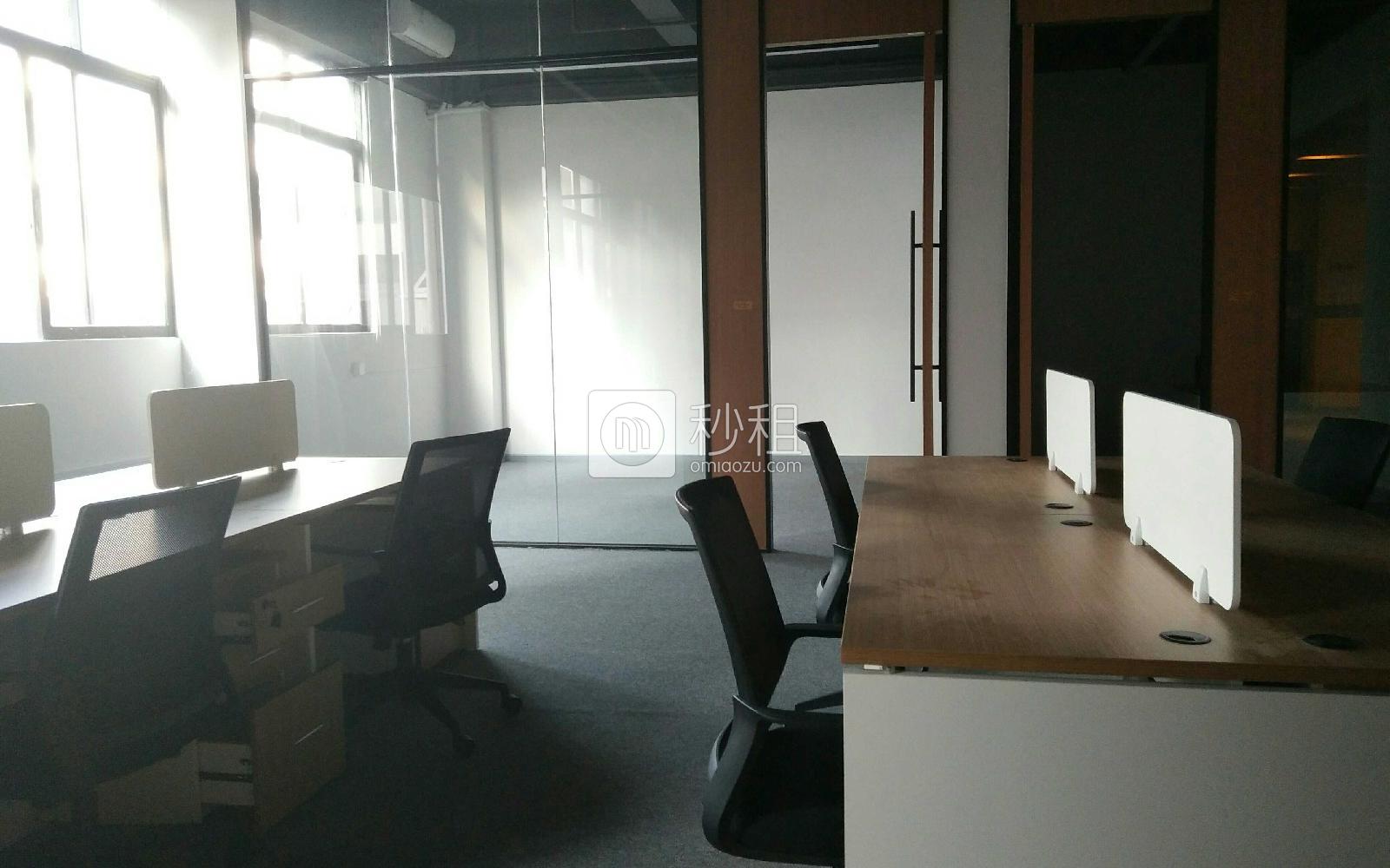 星港同创汇写字楼出租174平米豪装办公室50元/m².月