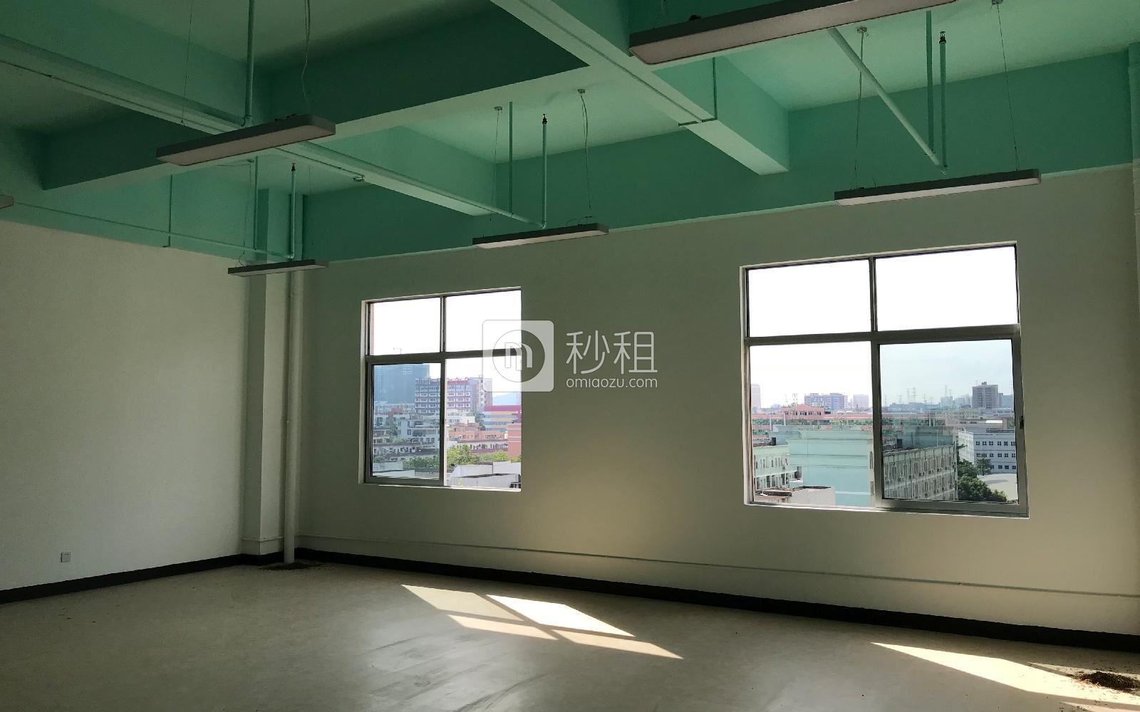 龙华-大浪 潮loft创意产业园 125m²