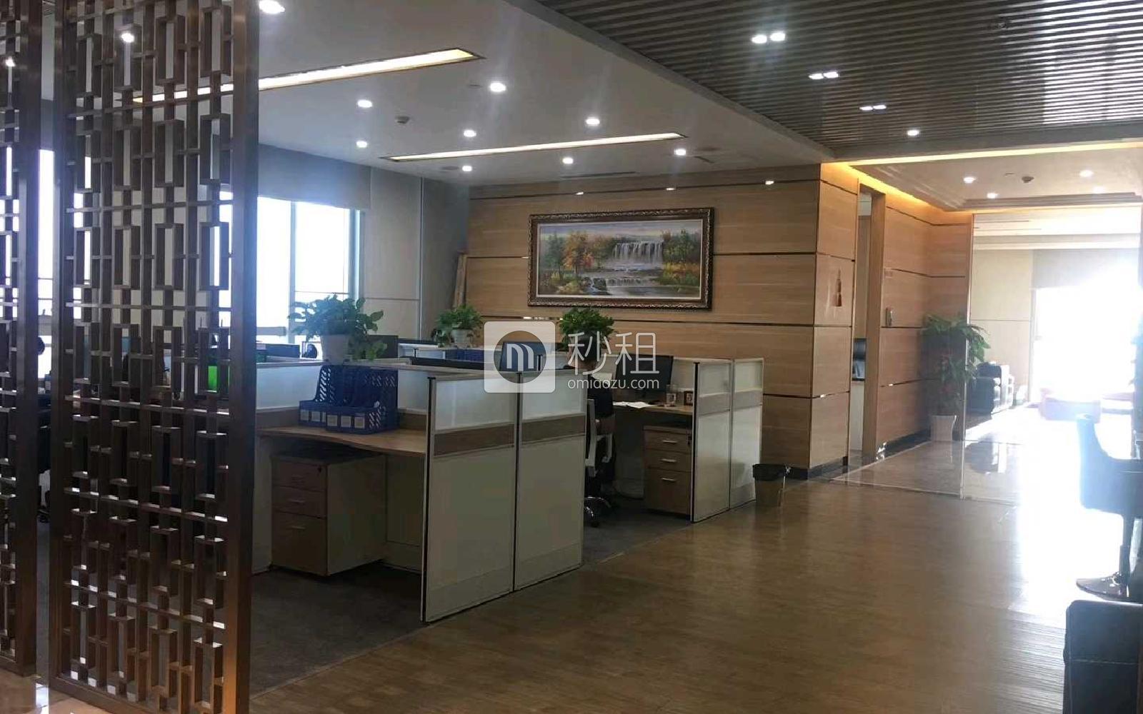 龍光·世紀大廈寫字樓出租265平米精裝辦公室118元/m2.月