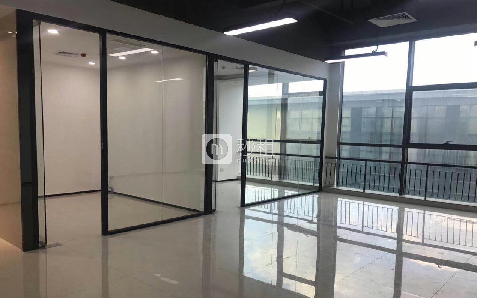 江南时代大厦写字楼出租168平米精装办公室82元/m².月