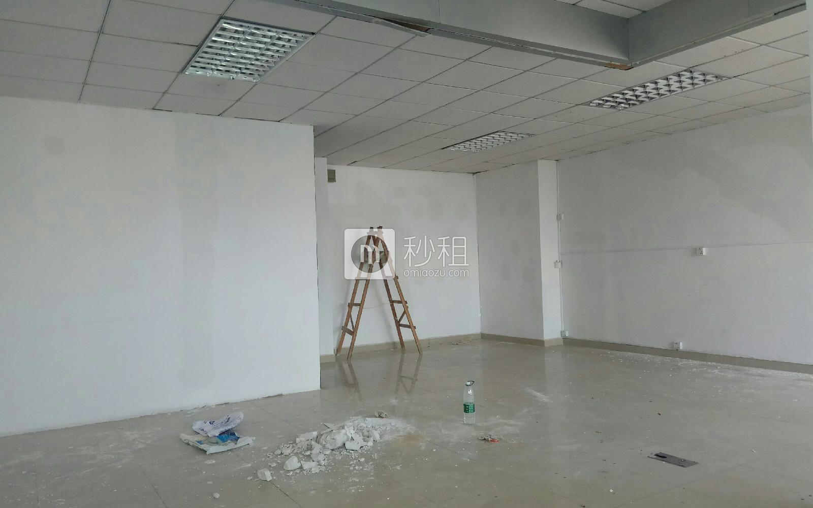 皇嘉中心写字楼出租118平米精装办公室61元/m².月