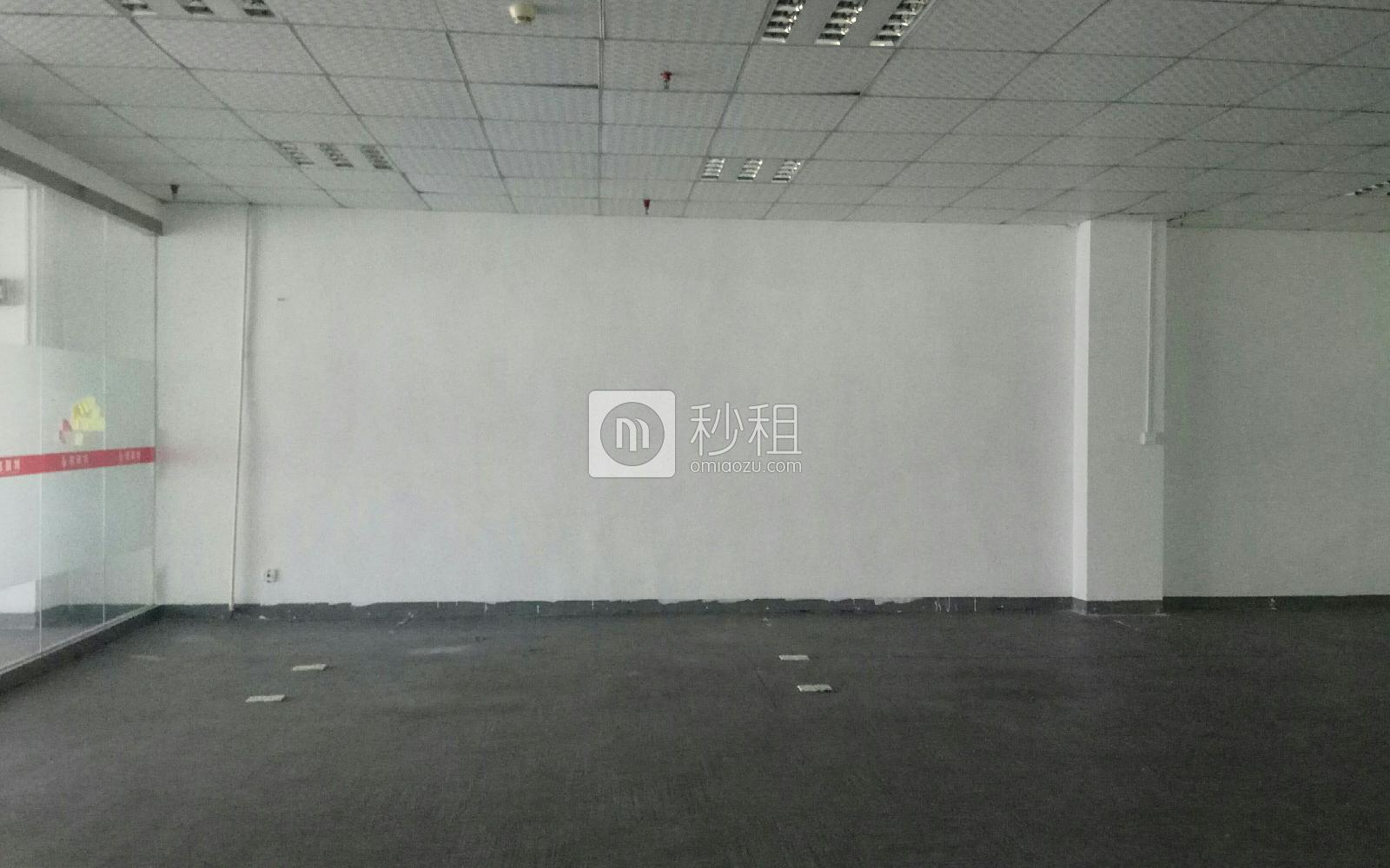 皇嘉中心写字楼出租315平米简装办公室61元/m².月