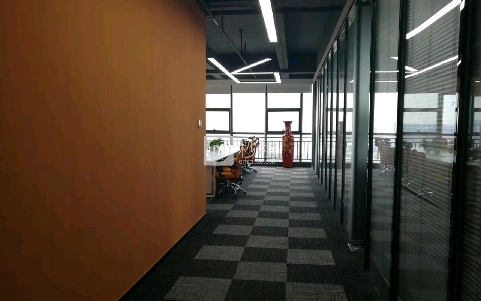 天安云谷		写字楼出租768平米精装办公室100元/m².月