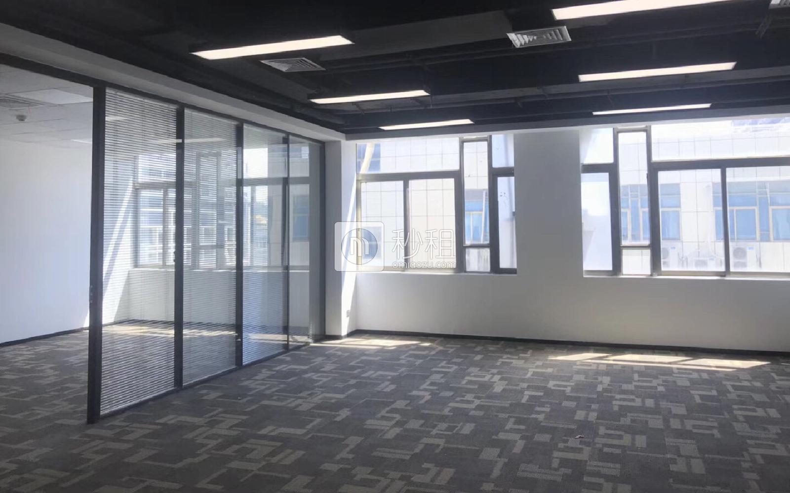 高新奇科技园写字楼出租290平米精装办公室95元/m².月