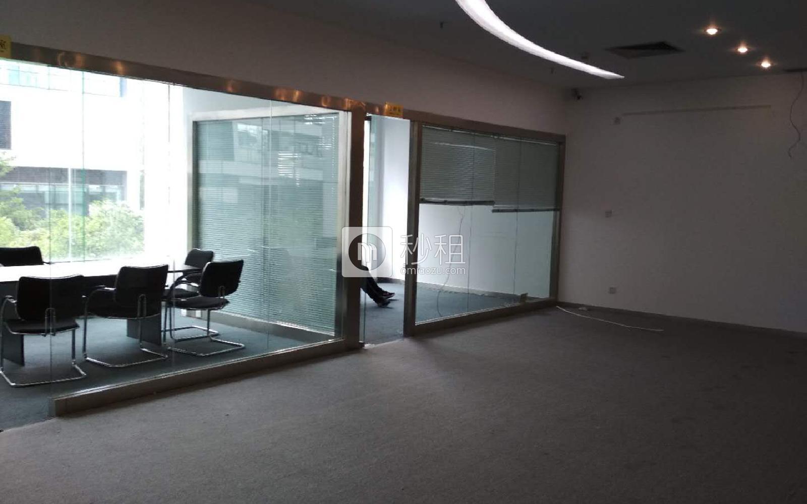 云松大厦写字楼出租463平米精装办公室105元/m².月