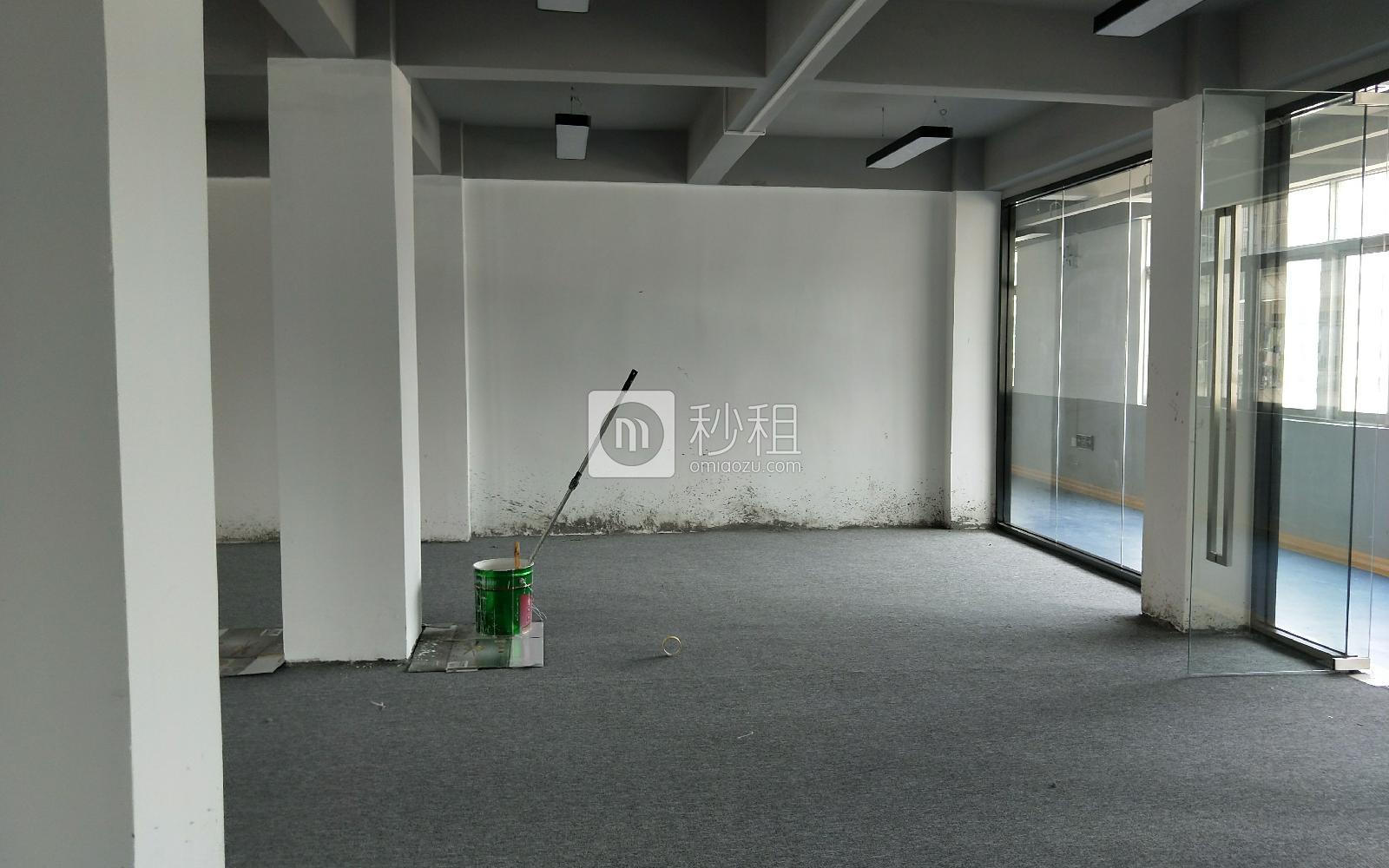 千禧大厦写字楼出租218平米简装办公室55元/m².月