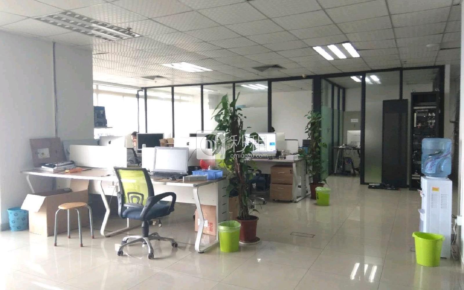清华紫光信息港写字楼出租303平米精装办公室88元/m².月