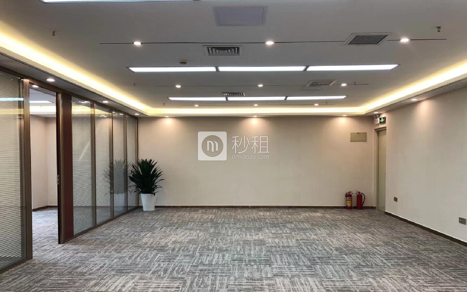 荣超经贸中心写字楼出租348平米精装办公室170元/m².月