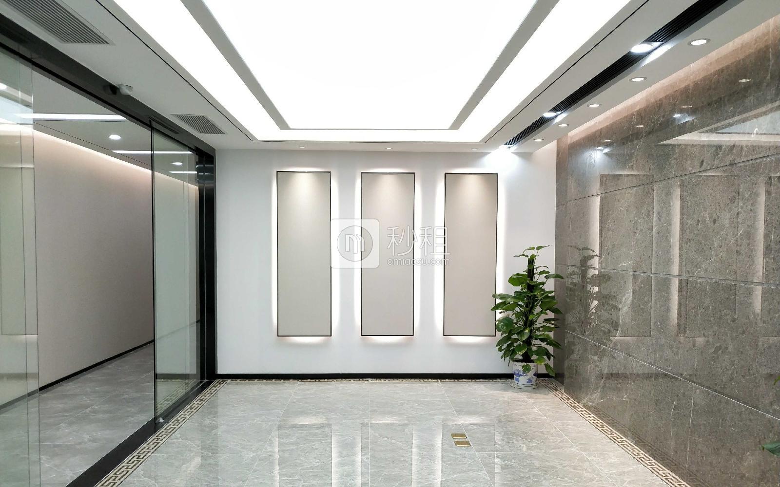 联合广场写字楼出租888平米豪装办公室90元/m².月