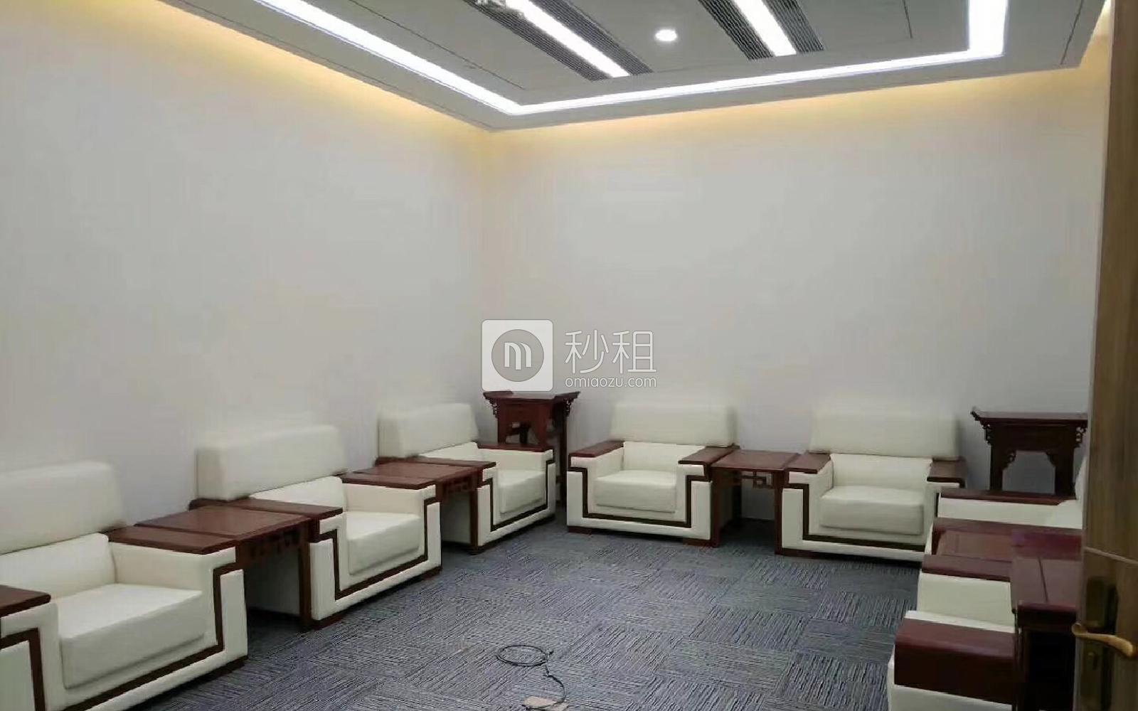 大中华国际交易广场写字楼出租1095平米豪装办公室130元/m².月