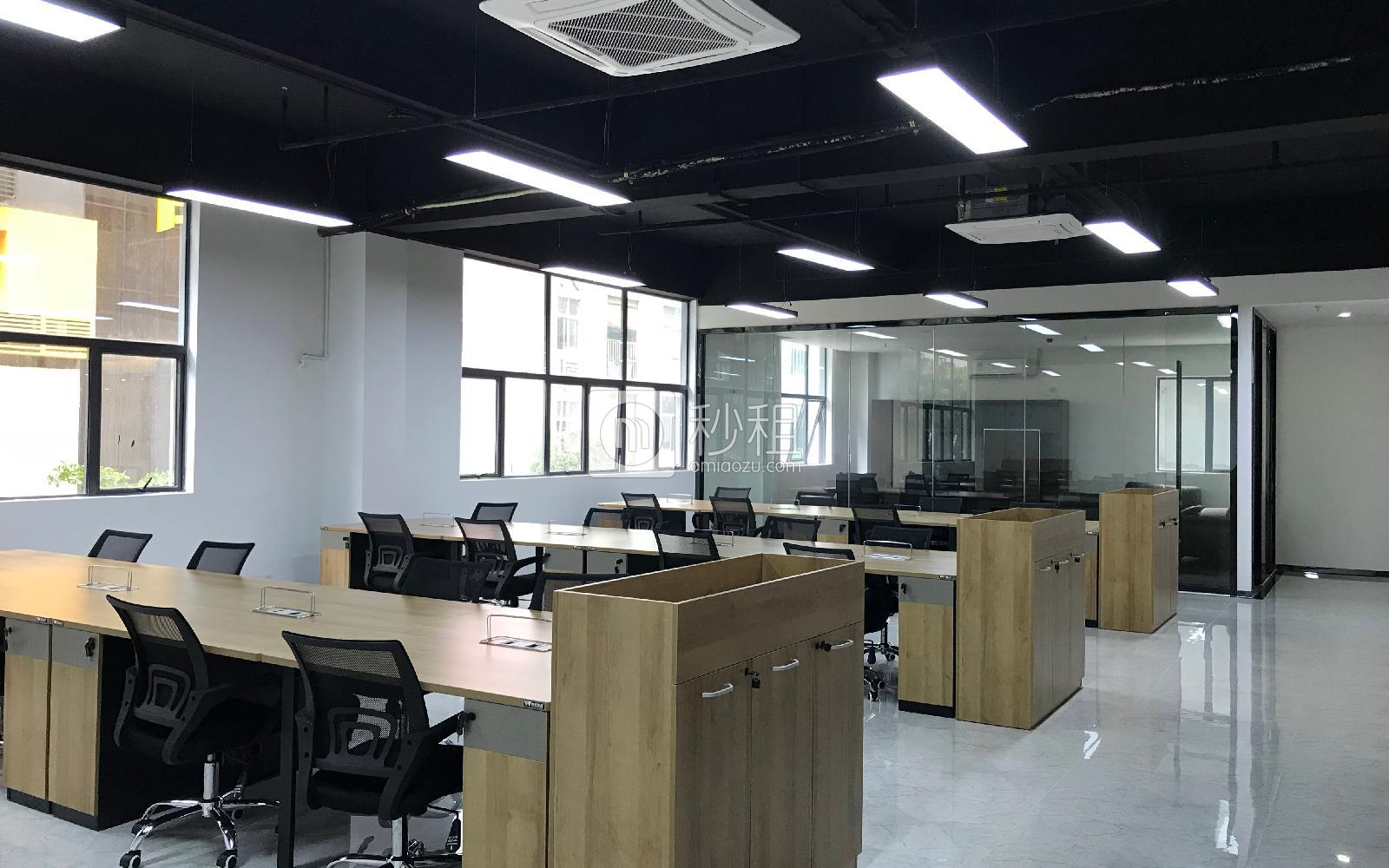 宗泰文化创意产业园写字楼出租345平米精装办公室65元/m².月