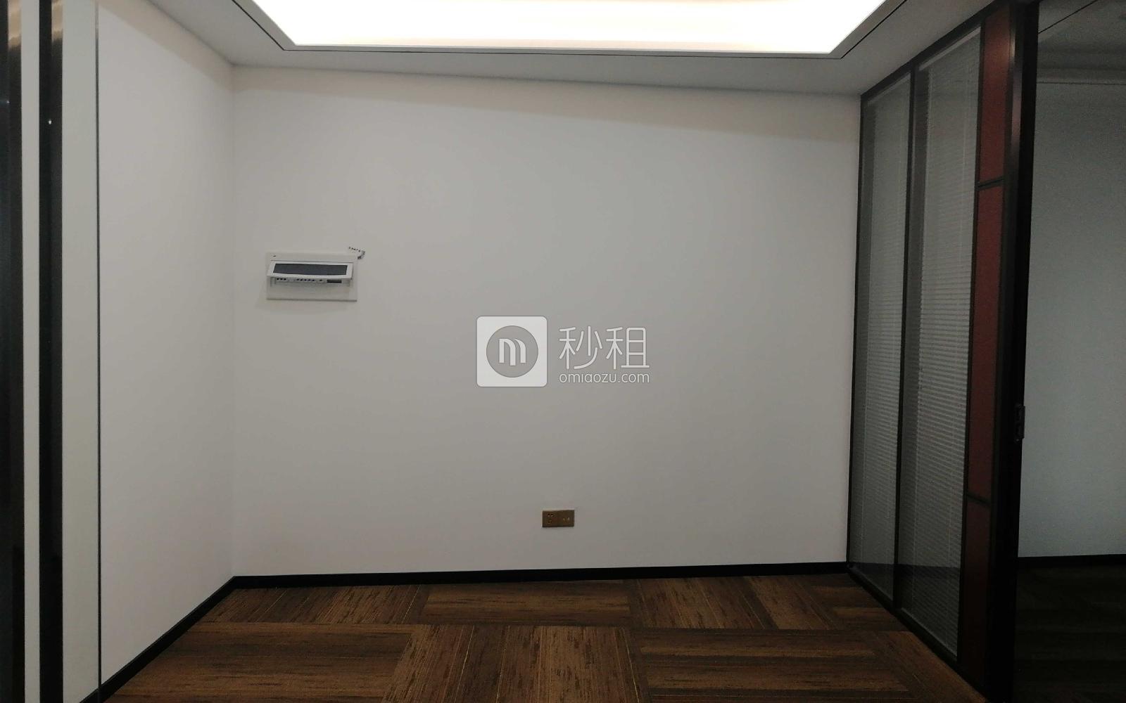 联合广场写字楼出租100平米豪装办公室90元/m².月
