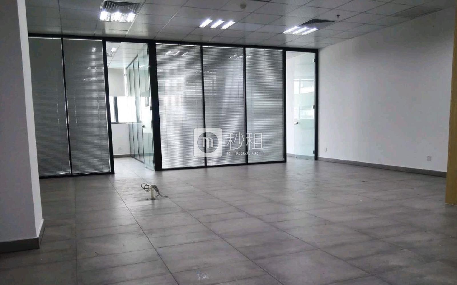 深圳西部硅谷写字楼出租167平米精装办公室65元/m².月
