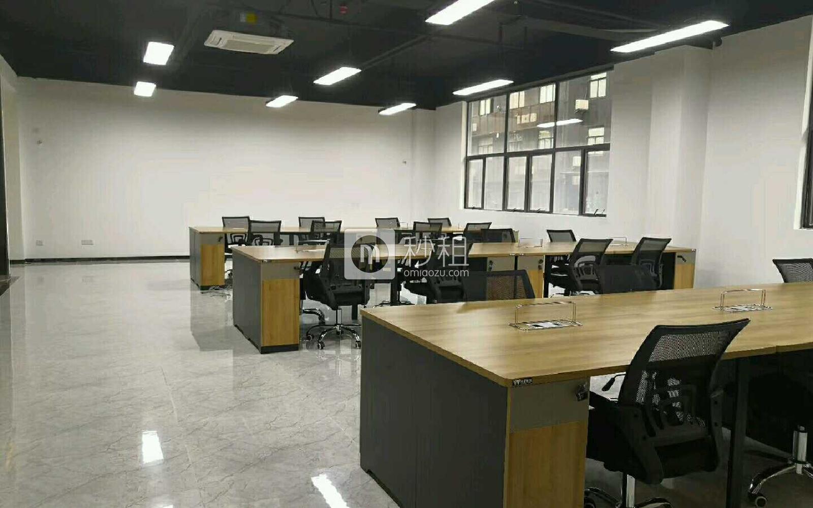 宗泰文化创意产业园写字楼出租272平米精装办公室65元/m².月