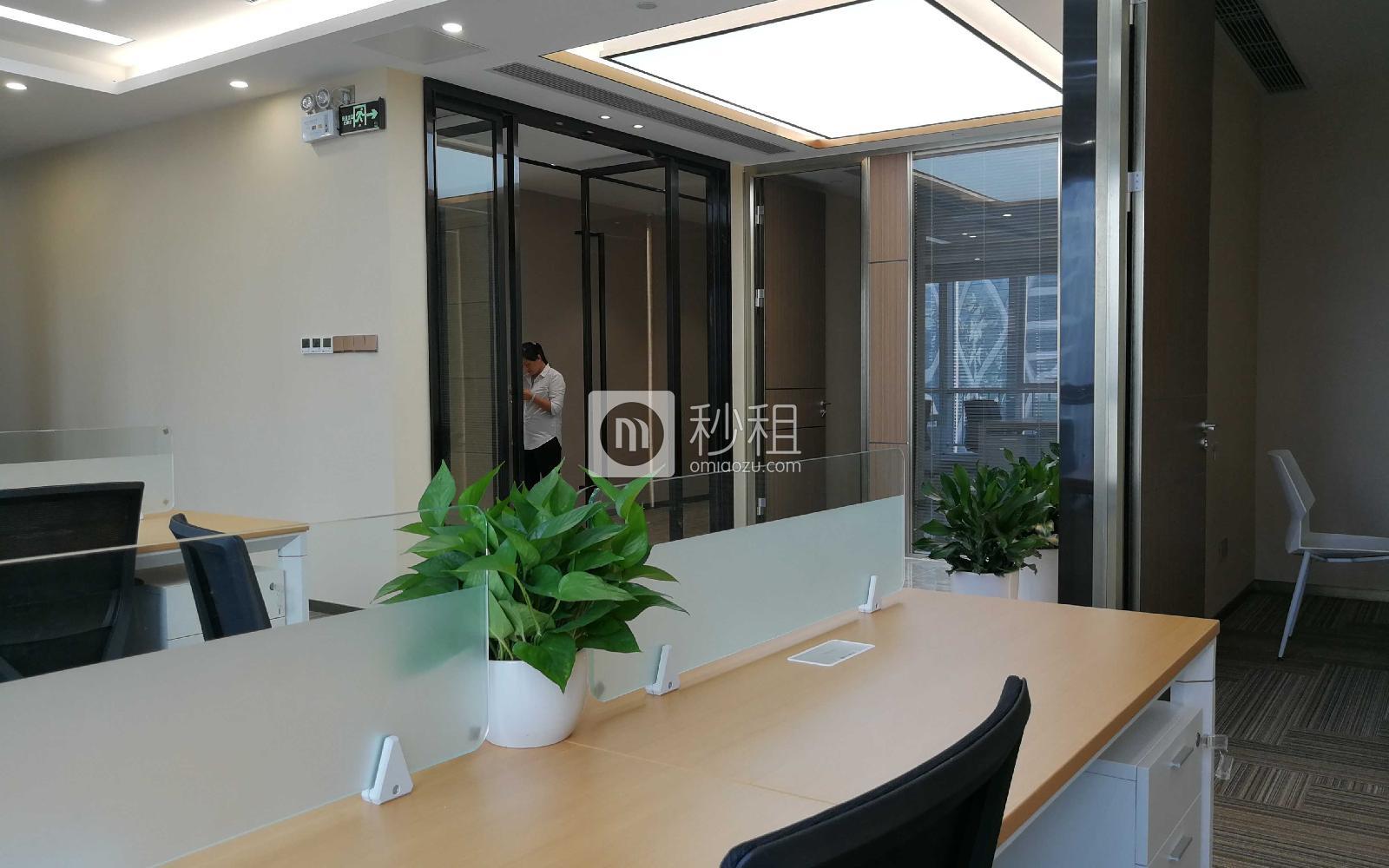 天威信息大厦（有线信息传输大厦）写字楼出租250平米精装办公室200元/m².月