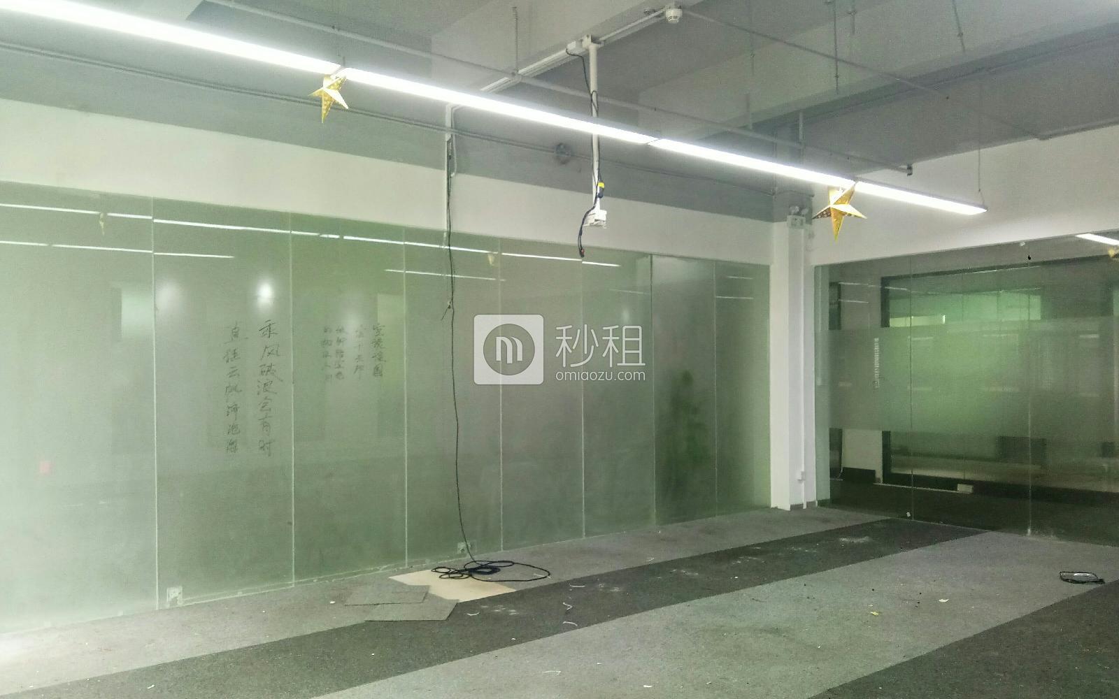 广兴源互联网创意园写字楼出租165平米精装办公室80元/m².月