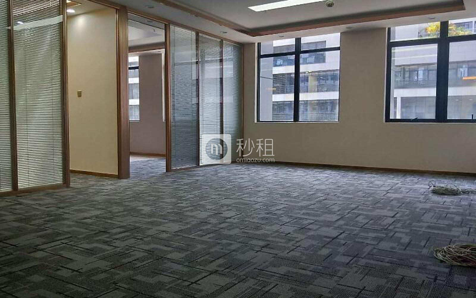 雪松大厦写字楼出租258平米简装办公室118元/m².月