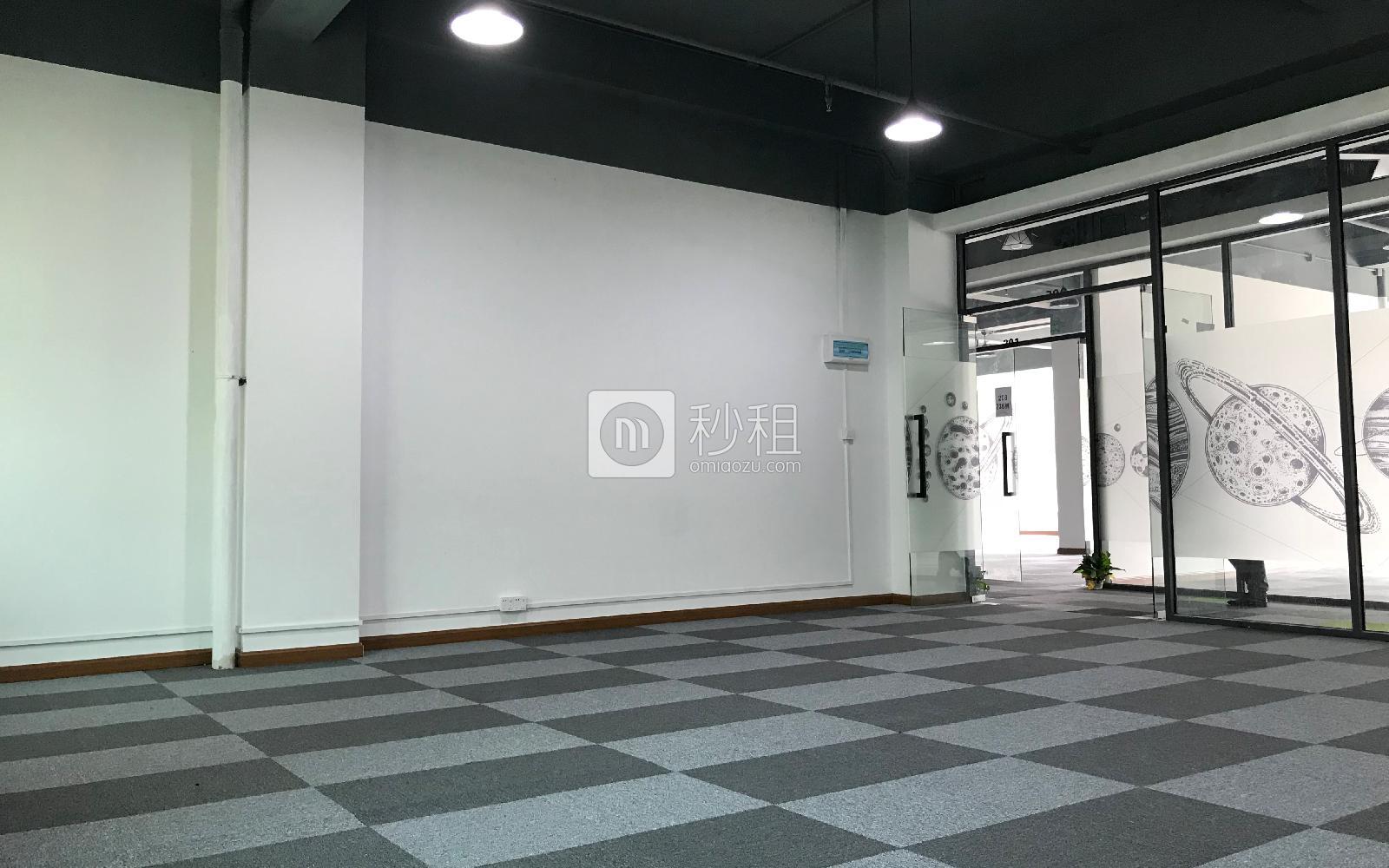 壹方社写字楼出租104平米简装办公室40元/m².月