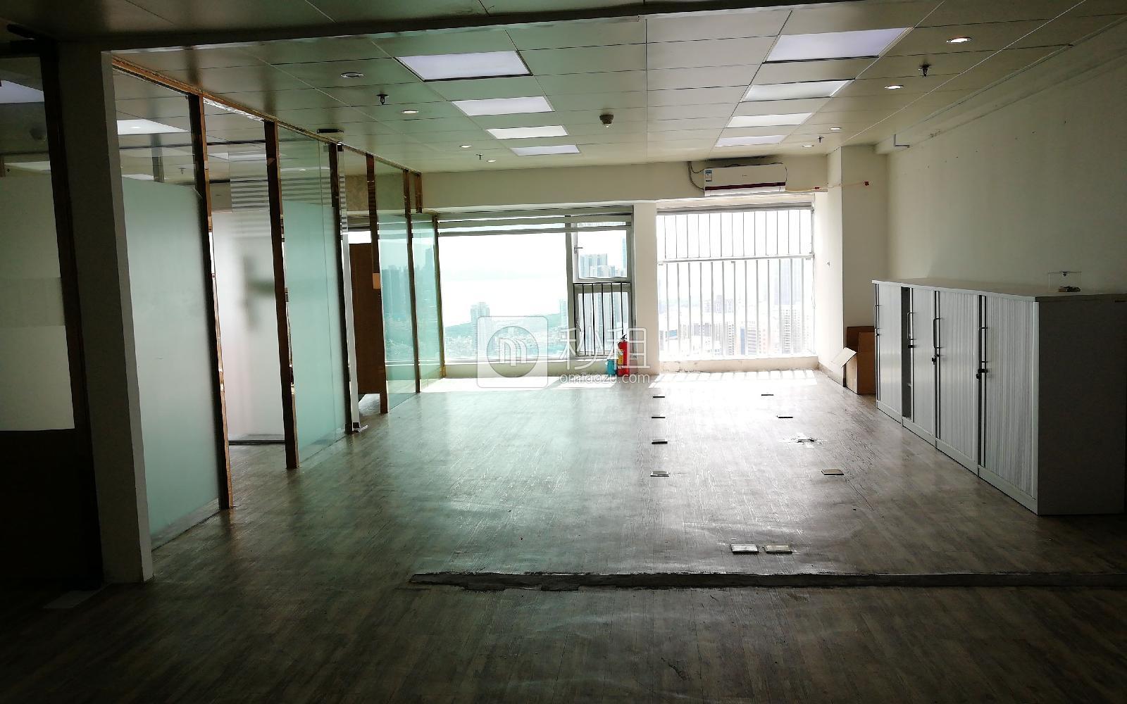 新天世纪商务中心写字楼出租146平米精装办公室135元/m².月