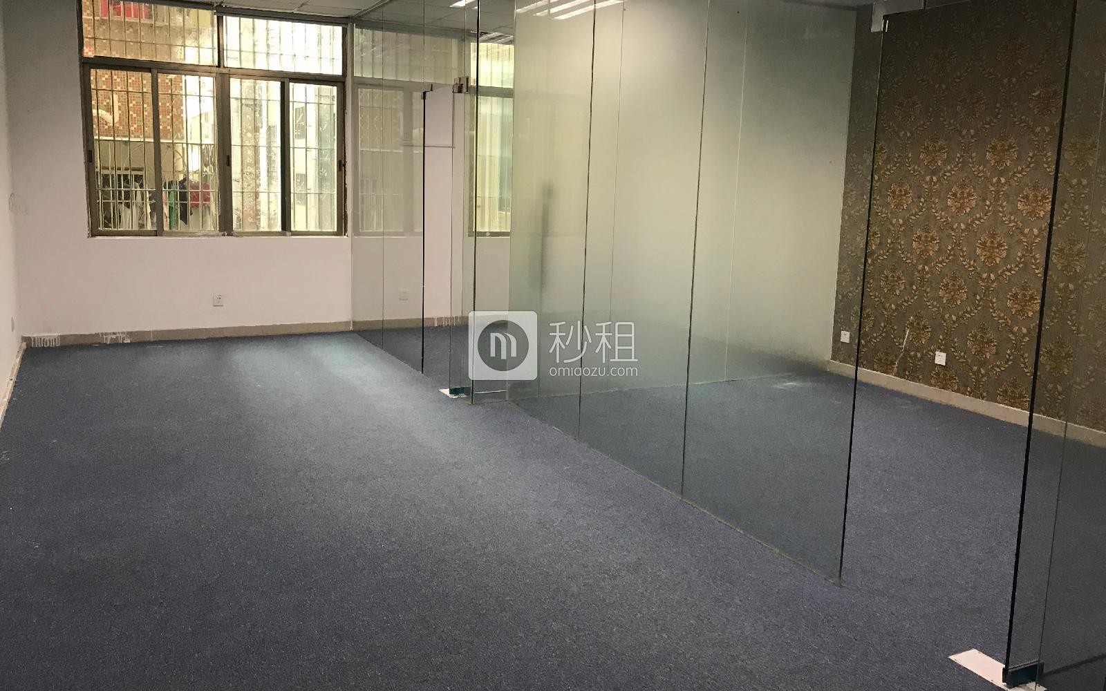 新中泰商务大厦写字楼出租100平米简装办公室55元/m².月
