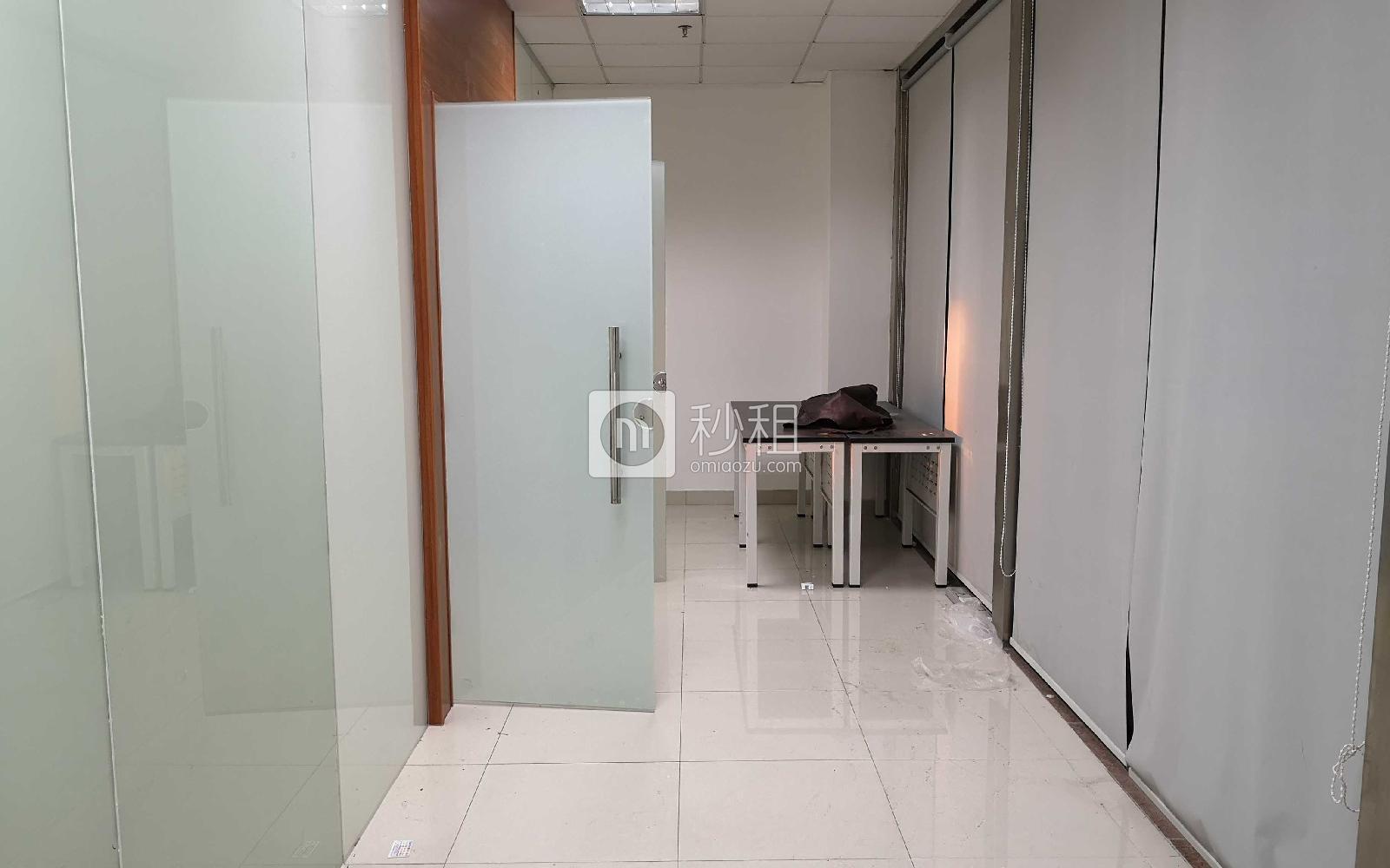 鸿宇大厦写字楼出租208平米简装办公室70元/m².月