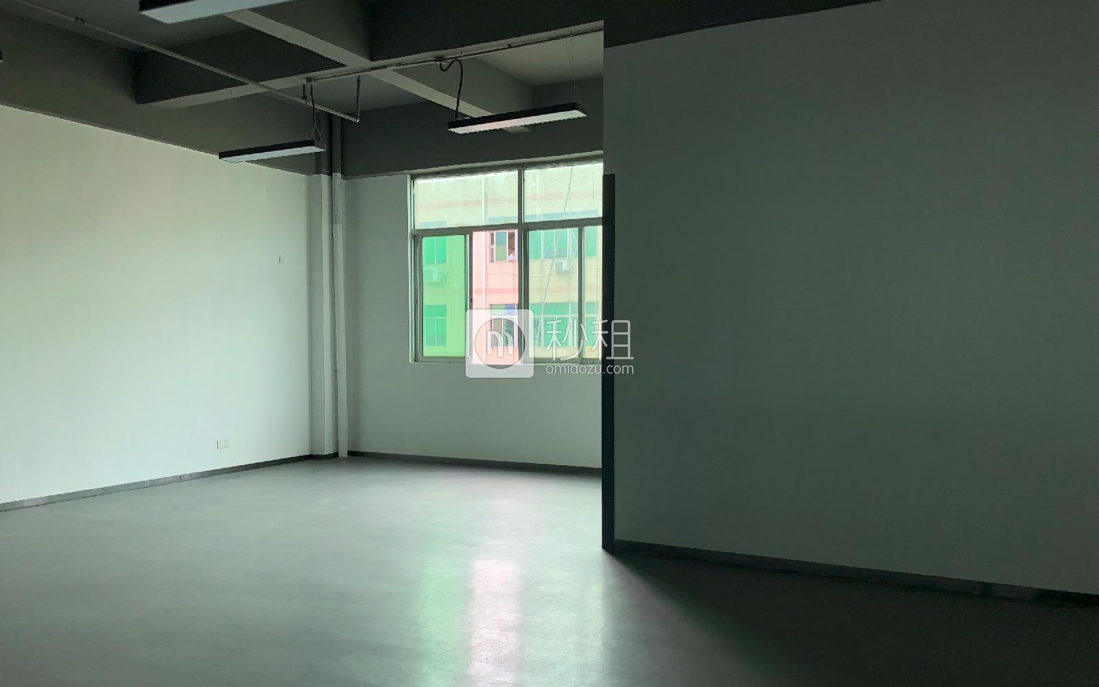智工小镇写字楼出租142平米简装办公室60元/m².月
