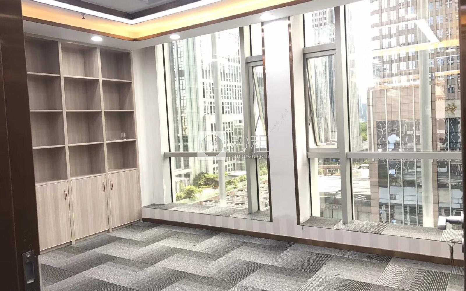 中心商务大厦写字楼出租308平米精装办公室168元/m².月